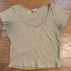 Destined Yellow Scoop Neck Top Frilled Lace Edging Size Medium